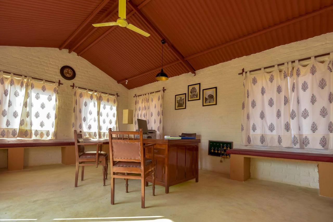 Camp Lands End Hotel Pushkar Exterior photo